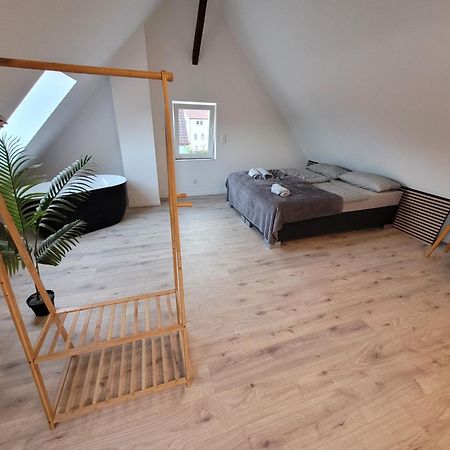 Loft Apartment Am Bahnhof Albstadt Kültér fotó